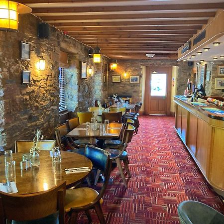The Britannia Inn & Waves Restaurant St Austell Bagian luar foto