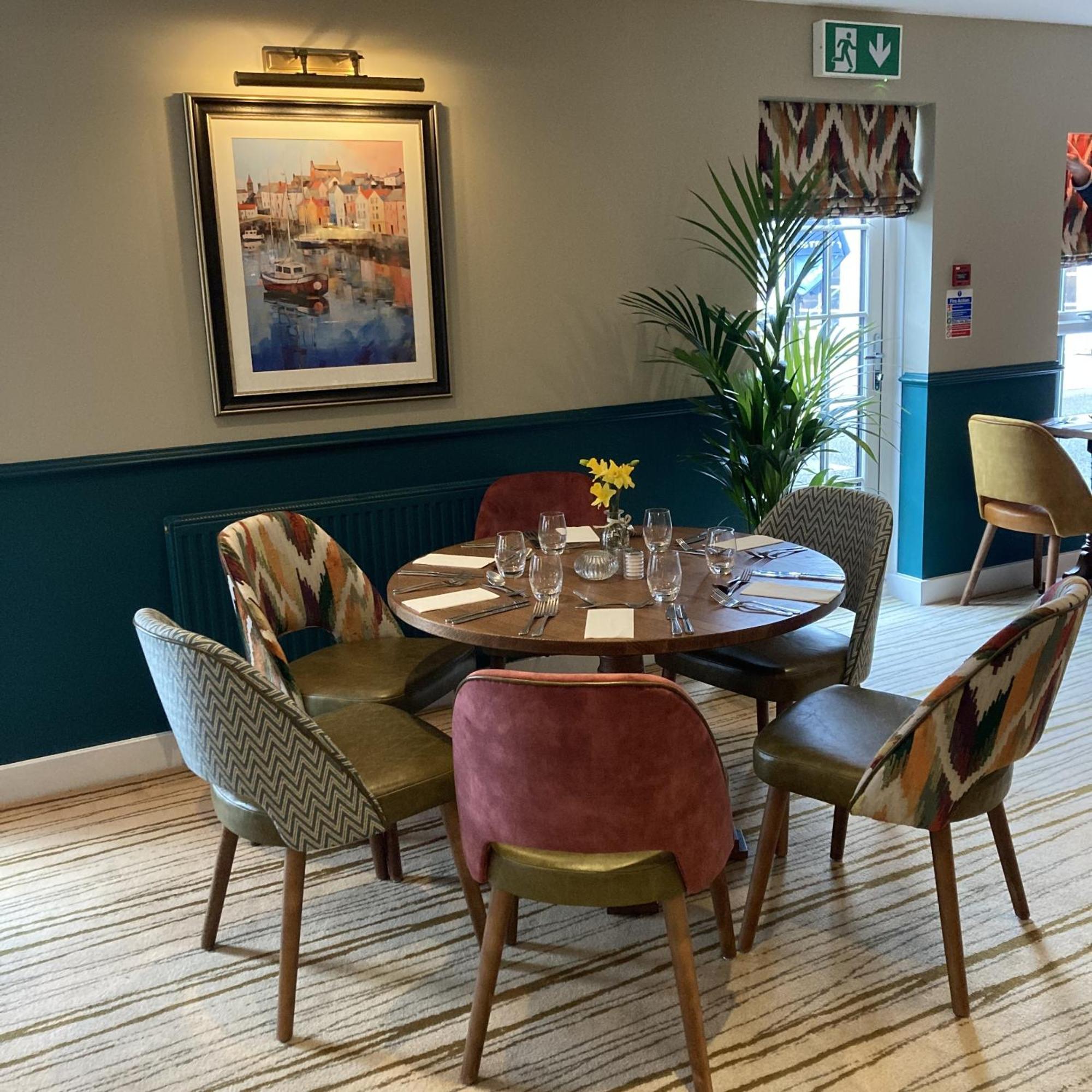 The Britannia Inn & Waves Restaurant St Austell Bagian luar foto