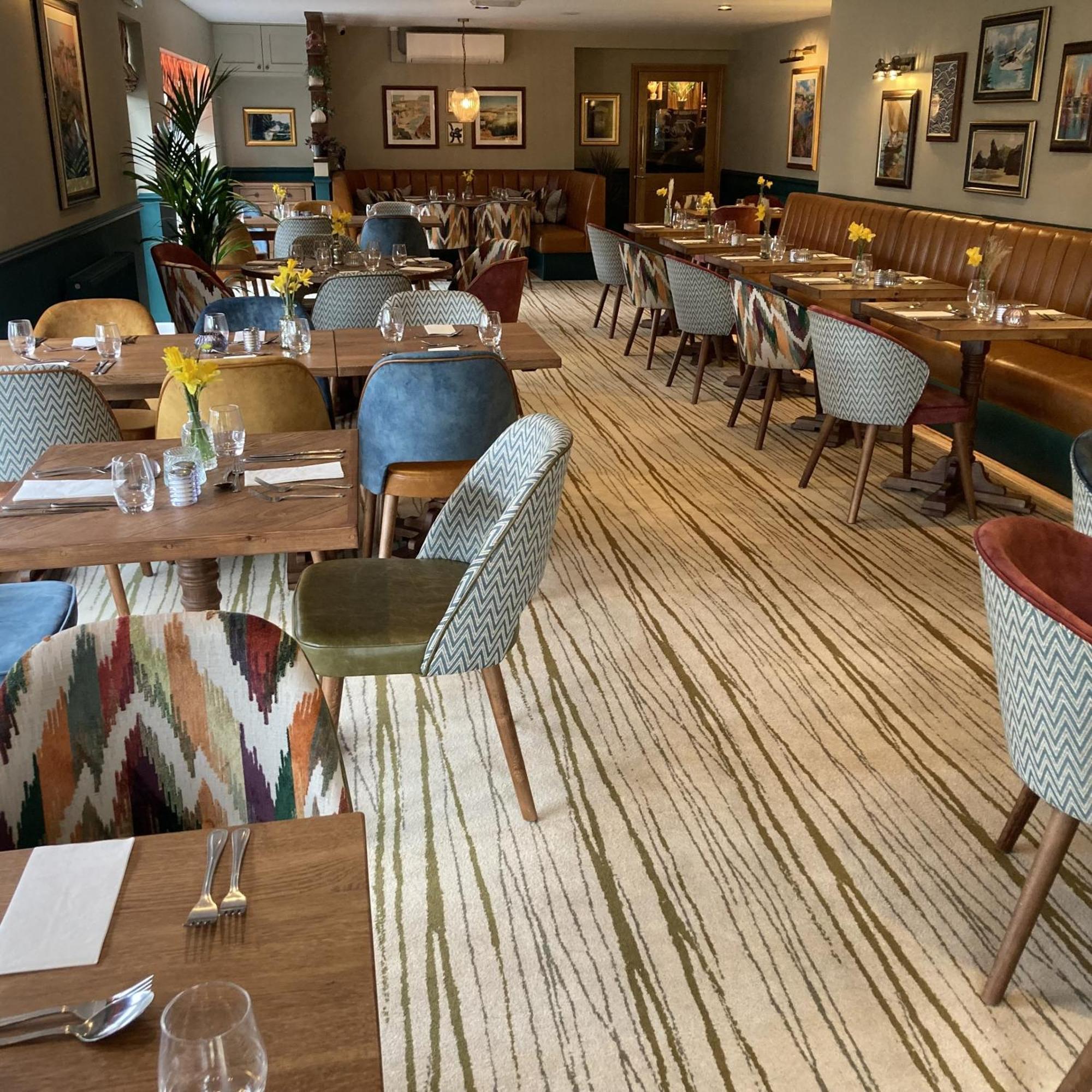 The Britannia Inn & Waves Restaurant St Austell Bagian luar foto
