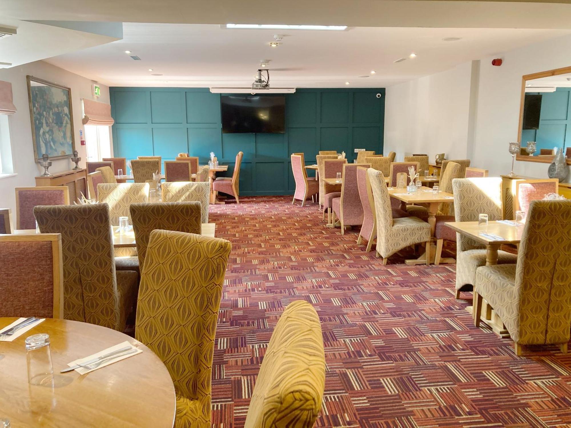 The Britannia Inn & Waves Restaurant St Austell Bagian luar foto