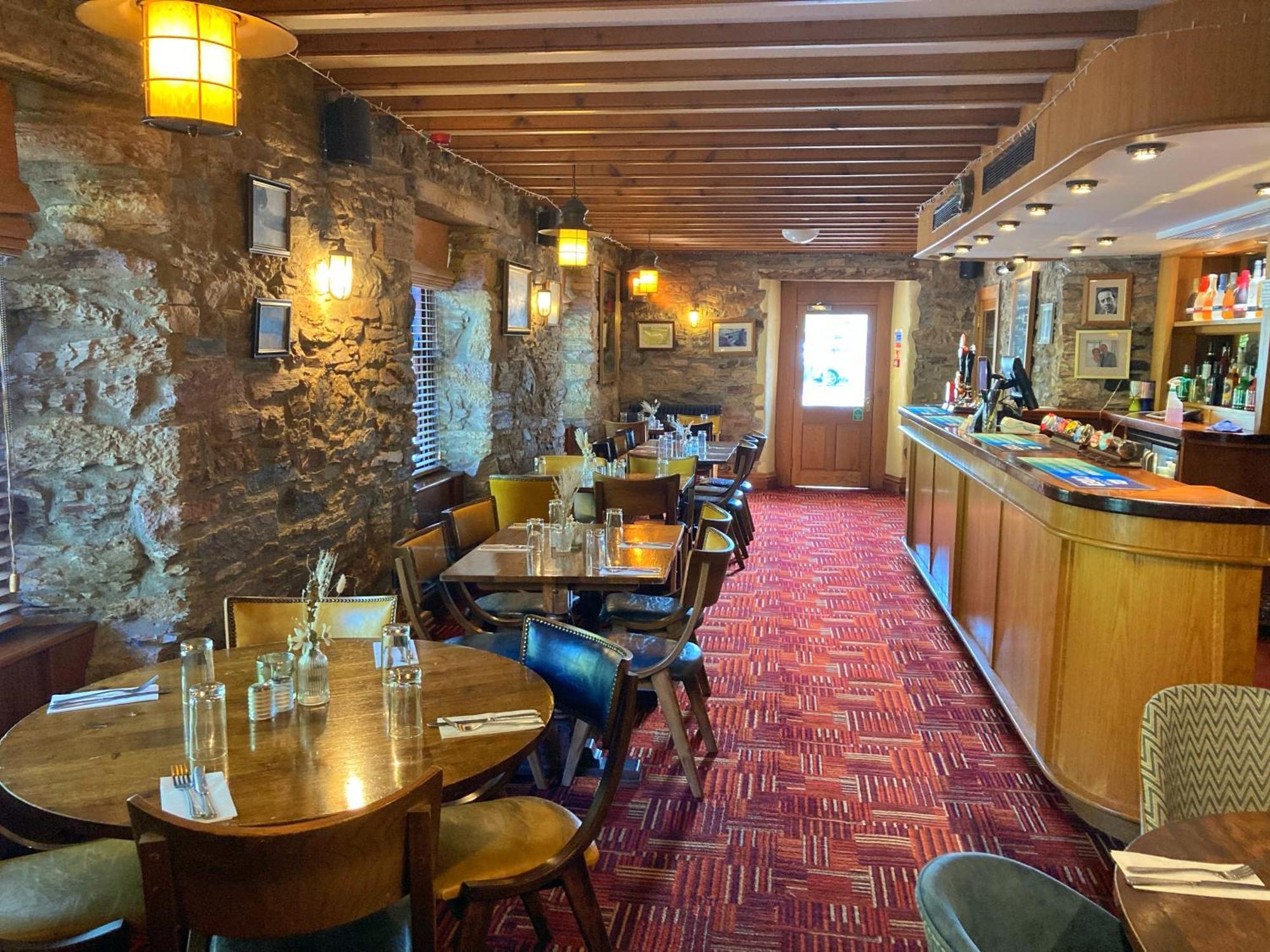 The Britannia Inn & Waves Restaurant St Austell Bagian luar foto
